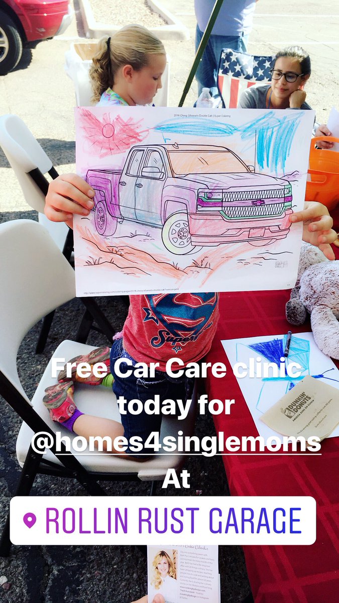 rollinrustauto's tweet photo. Couldn’t have been happier w/turnout for our free car care clinic for Homes for Single Moms! Thx to founder @CaraCz and her team 😊 https://t.co/eSbwY6ODuv