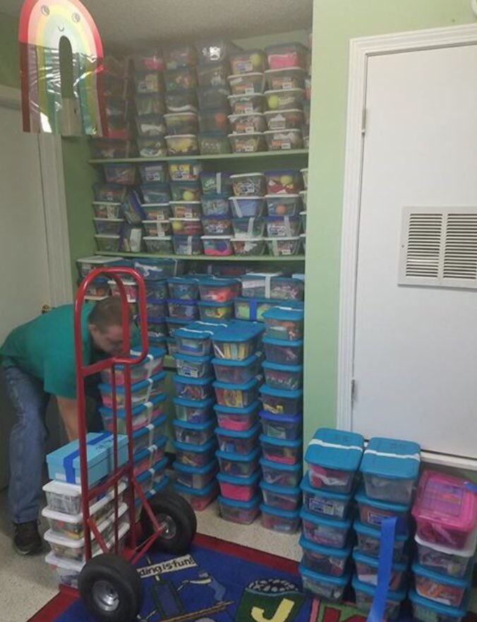 pathwayNEA's tweet photo. Honduras Boxes of Love are out for delivery! So thankful to those who donated, you’ve impacted the lives of over 200 children.
#PathwayNow https://t.co/M9XKe17FjW