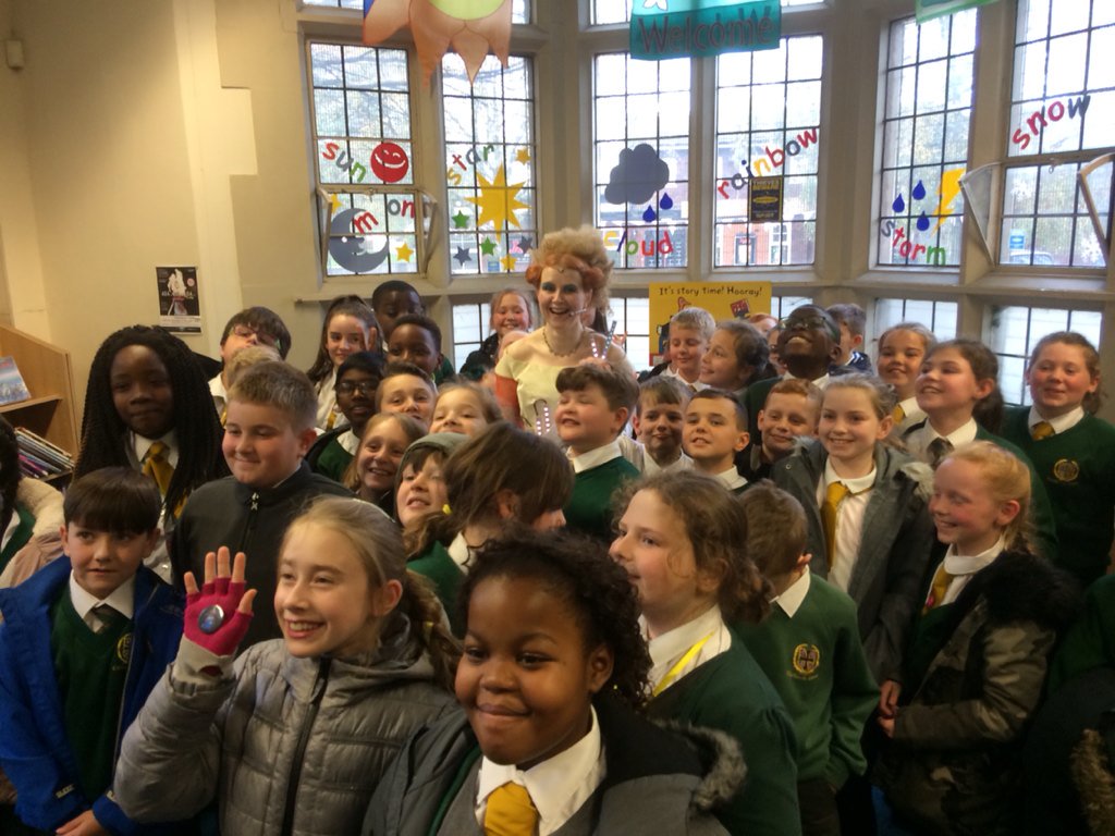 JEMsoc's tweet photo. .@AdaTheShow #informative enjoyed at #HeywoodLibrary @rochdalelibrary #AdaLovelace #interesting #intelligent #IT https://t.co/t9YNhTfaH9