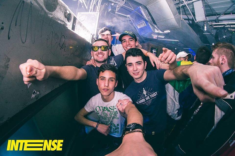 IntenseClubHard's tweet photo. Seremos eternos...
#renegades #intenseclub https://t.co/Hxk5H1ploP
