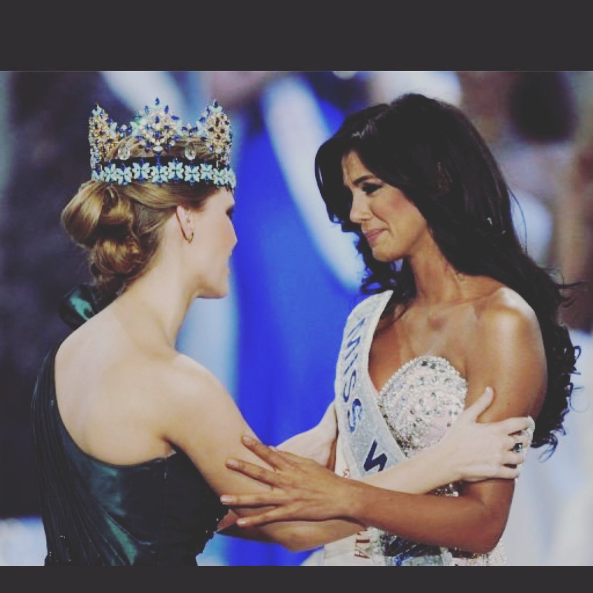 2011MISSWORLD's tweet photo. Gracias a todos por sus hermosos mensajes los Amooooo https://t.co/Xg8L9TgCmd