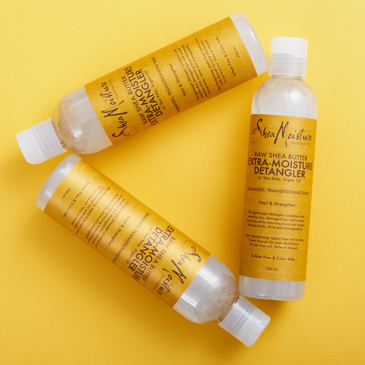 Our lightweight detangler conditions and smoothes dry , damaged hair! Have you tried it today?