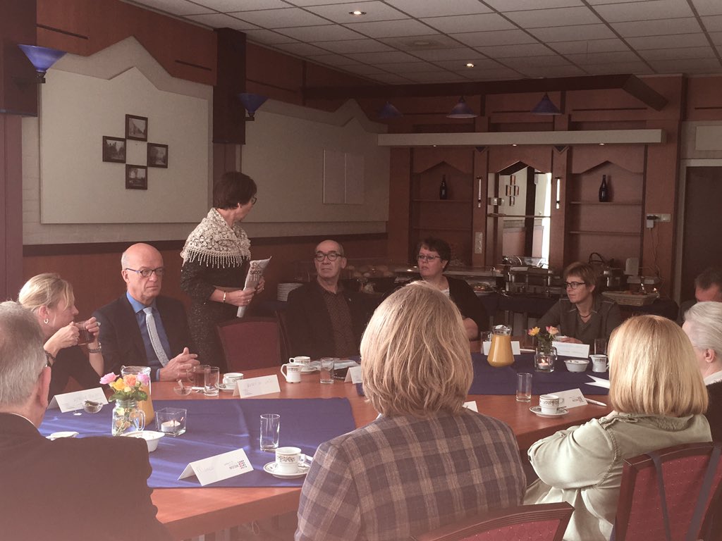 Gezellige burgemeesters brunch als start van de <a href="/WeekMantelzorg/">WeekvandeMantelzorg</a>!