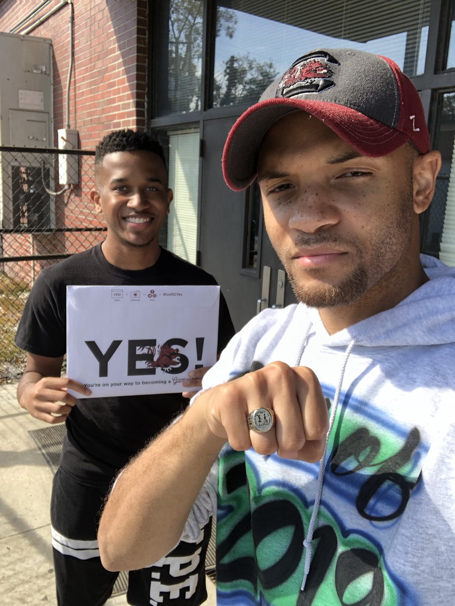 ColeDavis84's tweet photo. HE GOT INNNN!!! @Thatguy_KP #UofSC22 #UofSC06 #uofscyes #ForeverToThee https://t.co/UZVl2kxH3D