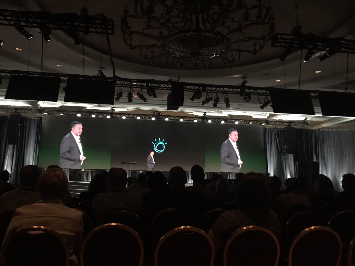 WohlmuthOtto's tweet photo. #IBMWatson changes the way #insurance agencies are interacting with customers. Presented by Phil Ratliff, VP,DXC https://t.co/bs8GH4NtNR