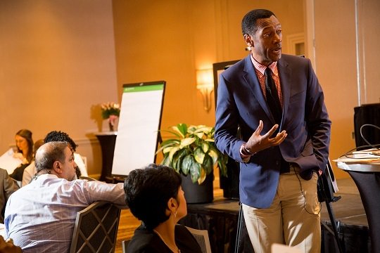 barrylenson's tweet photo. Cordell Riley is a great speaker who can inspire your audience about success in business and #franchising @cordellriley10 https://t.co/T8gNlGxDxf