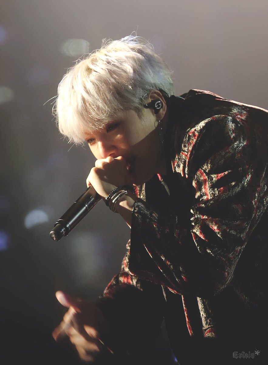 B612_Estela's tweet photo. 171104 WINGS TOUR IN MACAU | HD
DRIVE ME CRAZY🎤🎤

#BTS #WingsTourInMacao #SUGA #슈가 #민윤기 #윤기  @BTS_twt https://t.co/bweNvPsSCz