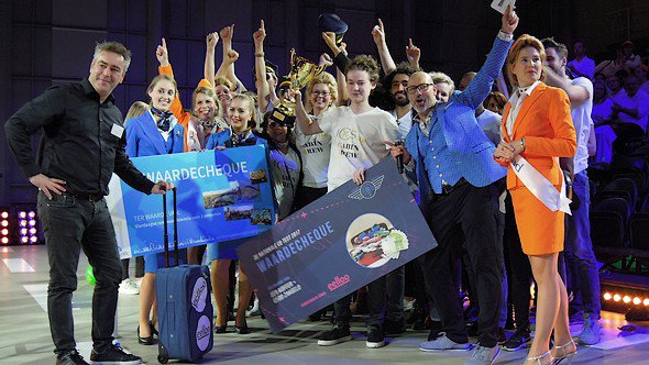 CustomerFirstNL's tweet photo. ICS levert beste klantadviseur van Nederland. T-Mobile beste team tijdens Nationale CQ-test 2017. Lees: https://t.co/jIfOQcxH6r #cqtest2017 https://t.co/psOpAIiXgY