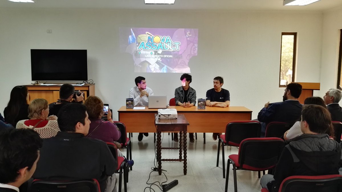 radiolledo's tweet photo. Alumnos de la carrera de #Videojuegos @UTalca explican etapas del desarrollo de #NovaAssault ante escolares talquinos https://t.co/uFNTF7CnOs