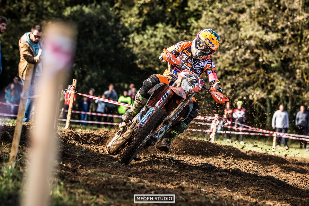 LaiaSanz_'s tweet photo. Yesterday was a fun day at #3hSeva! Thanks so much to all riders who participated, specially to @jbetriu , @111Taddy, @JosepGarcia26, E.Francisco and Casany brothers... Thanks to the Seva's people for their great job and to all the volunteers and the audience!!! 💪🏽💪🏽👏🏽👏🏽 https://t.co/GfFj8afF1B