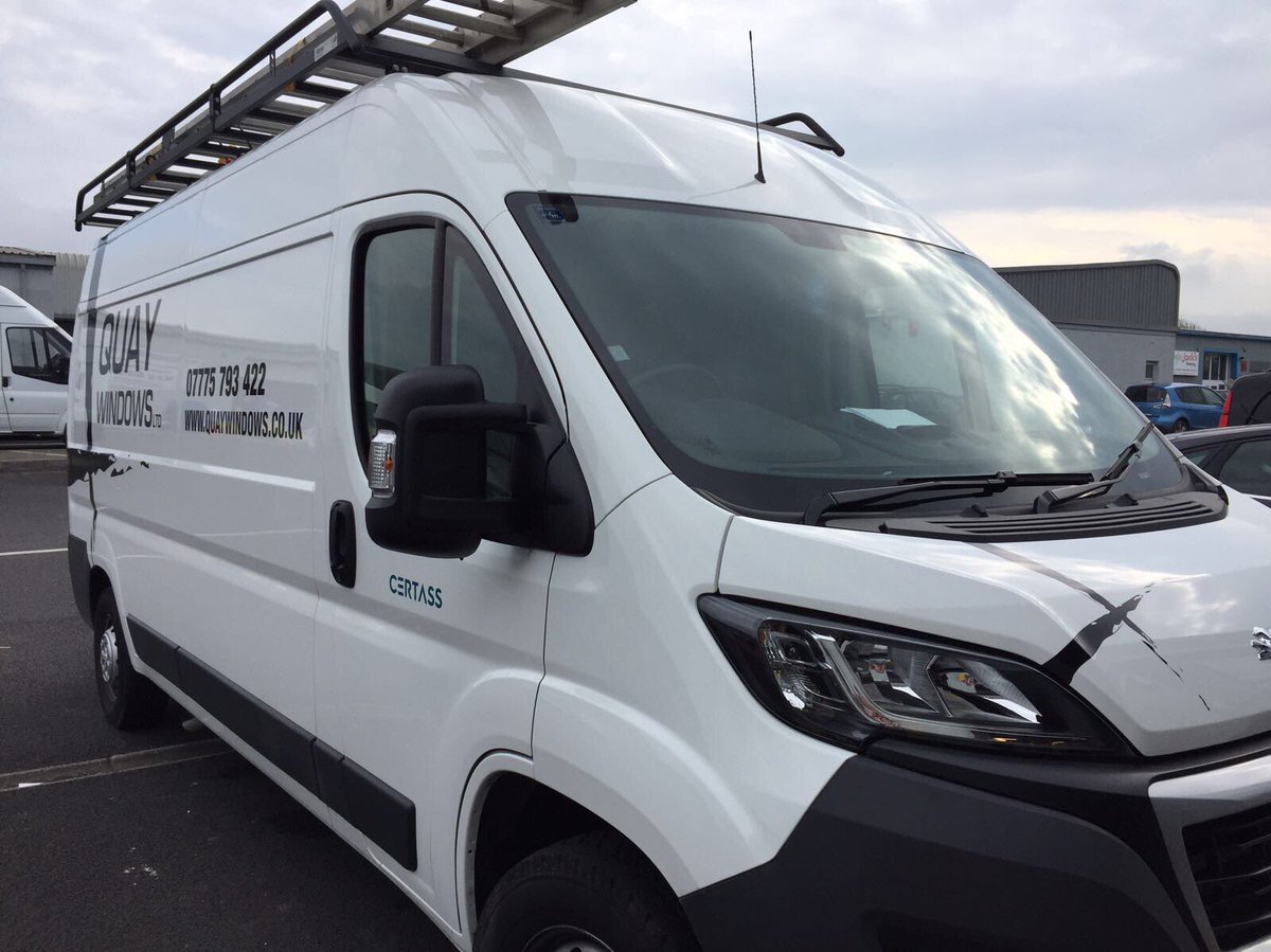 PJPrintAndSigns tweet media