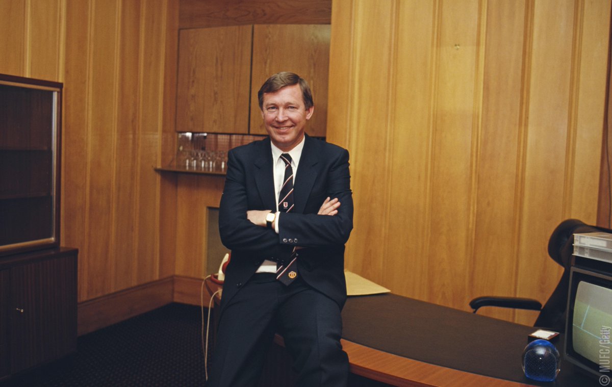 ManUtd's tweet photo. 31 years ago today, Sir Alex Ferguson became manager of Manchester United. https://t.co/ssjfpGILCz