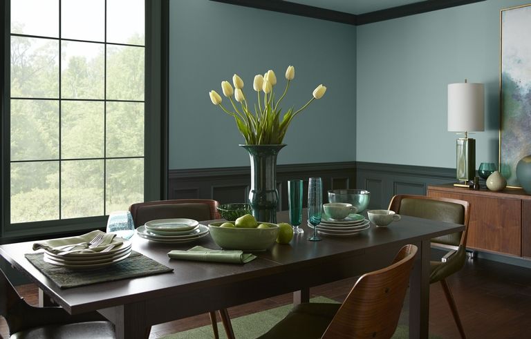 InspiredInte's tweet photo. THESE ARE THE COLORS EVERYONE WILL BE TALKING ABOUT IN 2018 
https://t.co/dunu1j3P7I https://t.co/qPaE534rqr