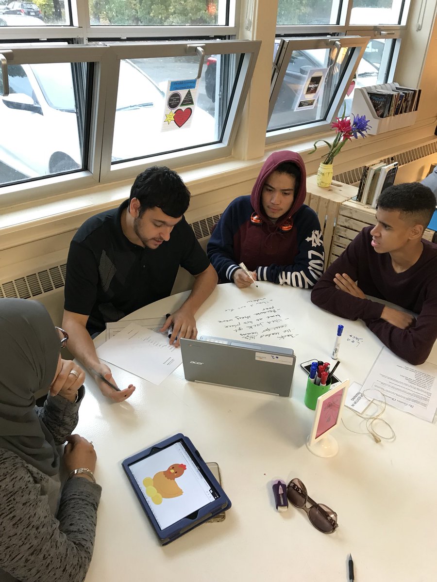 NatashaBellows's tweet image. Turning narrative fairy tales into informative news stories #cellsphonesaslearningtools #flexiblelearning #flexibletech #stations