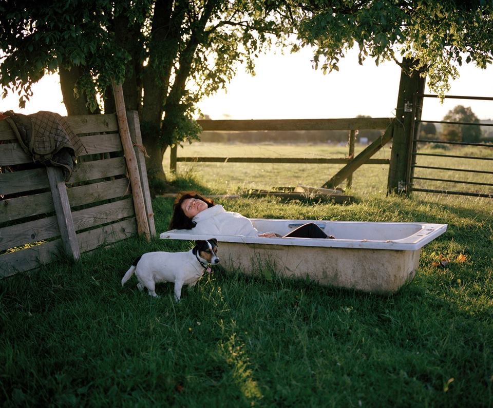 sourcephoto's tweet photo. 'The whole house is shaking' by Thomas Duffield ( current issue) Launches 6pm 9th Nov @village_leeds Exhibition + Book by @Tidepressmcr https://t.co/HdlH9DtLzj