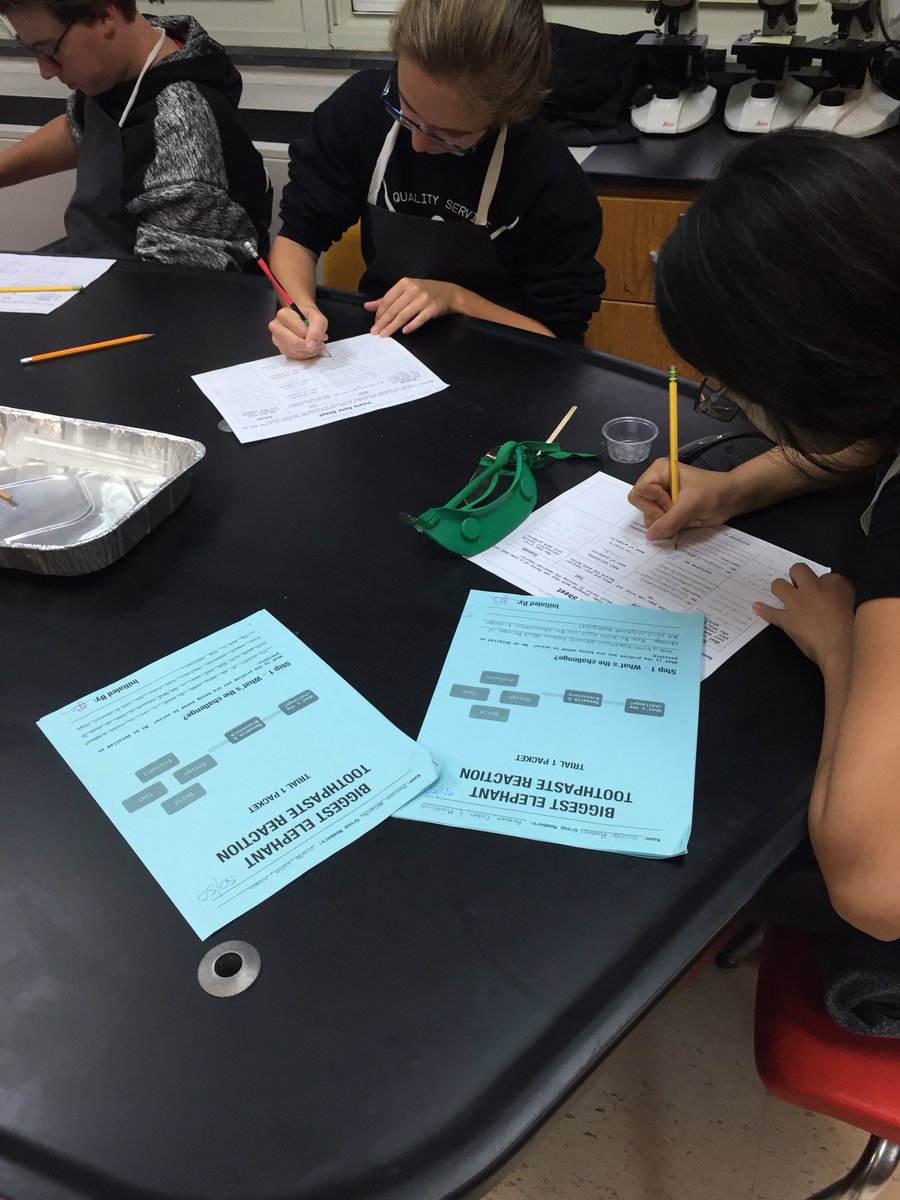 jbavaroscience's tweet photo. Collecting &amp; analyzing data evidence for our Elephant Toothpastse Engineering Project. #WeRBeach #Writingtolearn @ghaschool @ptbeachsuper https://t.co/PhhGSb4L7C
