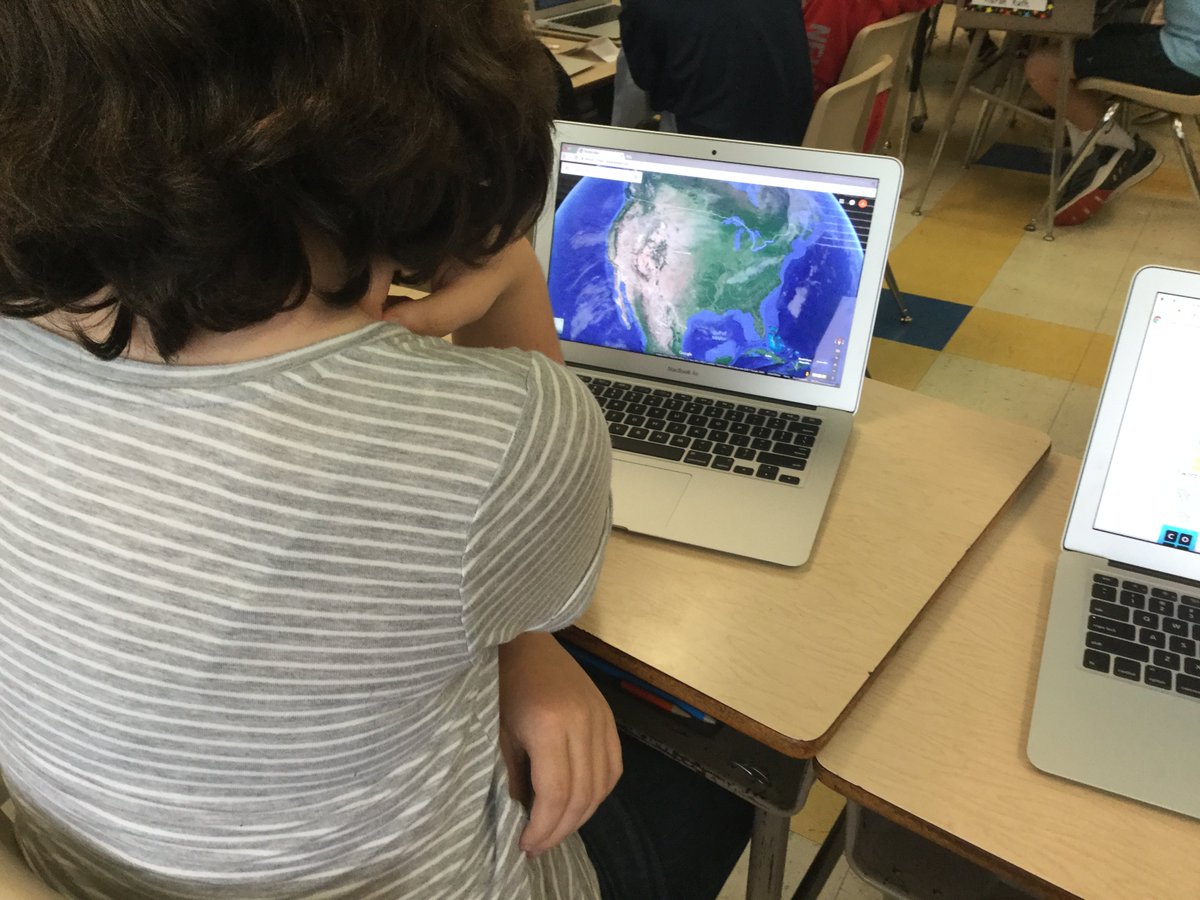 colinocrew's tweet photo. Thank you Mrs. Malloy's class in Long Island, NY for discussing A Long Walk to Water with us. #GRA17 #globalreading https://t.co/W4guWNNINl