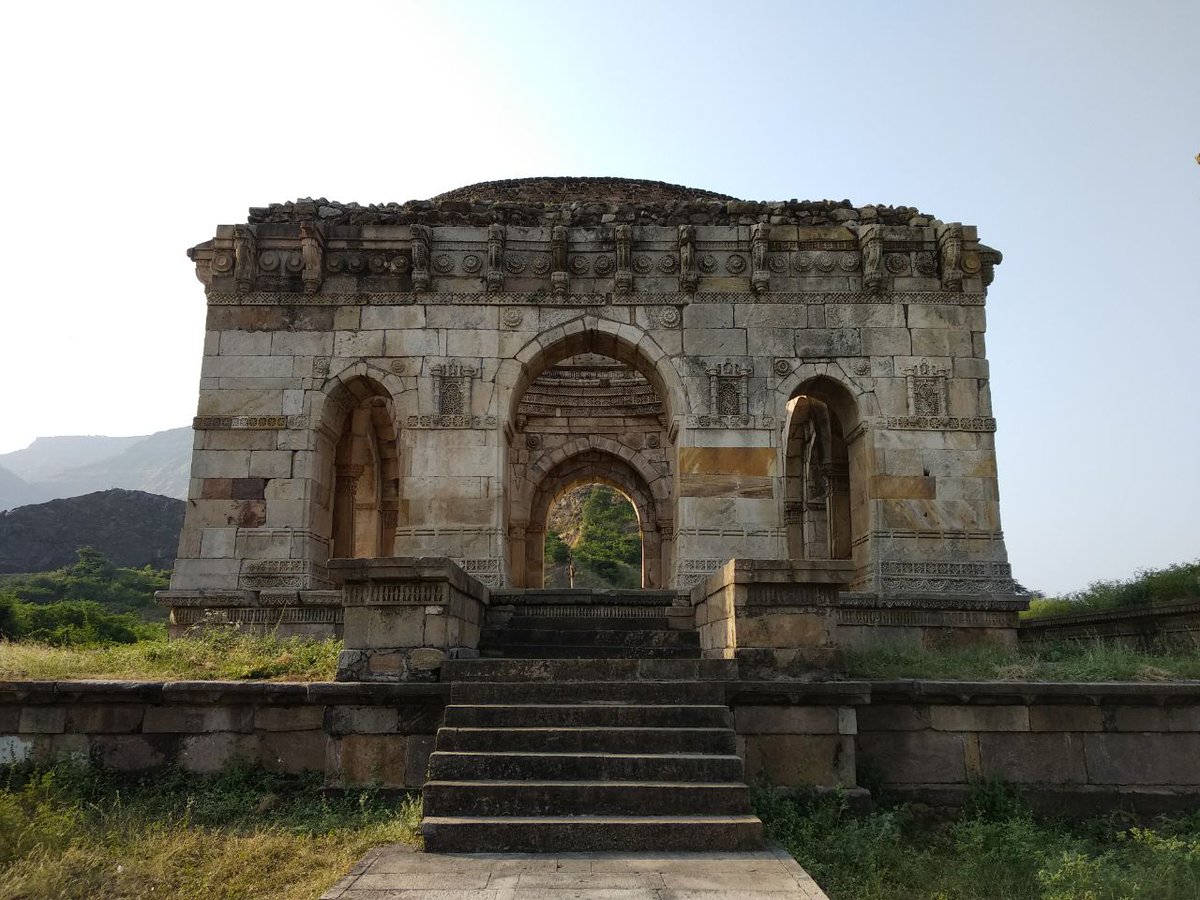 RBhuvir's tweet image. #PAVAGHAD #Rajasihasahan TREK #IncredibleIndia #gujarattourism