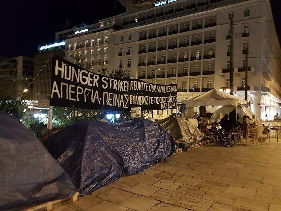 sol2refugees's tweet photo. 6th day of the #Refugees #HungerStrike for the #Family reunification in the center of #Athens #Greece. #ReuniteOurFamiliesNow #ReuniteUsNow! https://t.co/uQHO1ofFfO
