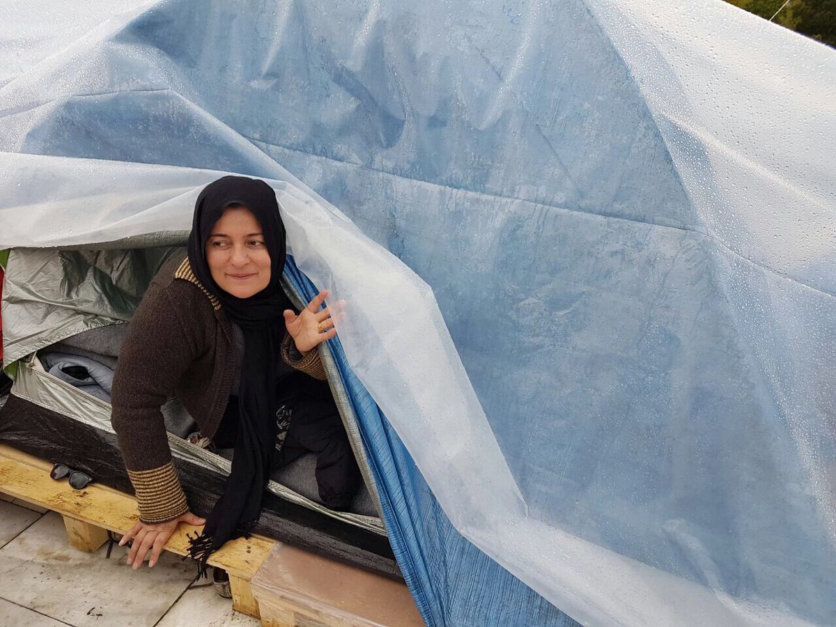 sol2refugees's tweet photo. 6th day of the #Refugees #HungerStrike for the #Family reunification in the center of #Athens #Greece. #ReuniteOurFamiliesNow #ReuniteUsNow! https://t.co/uQHO1ofFfO