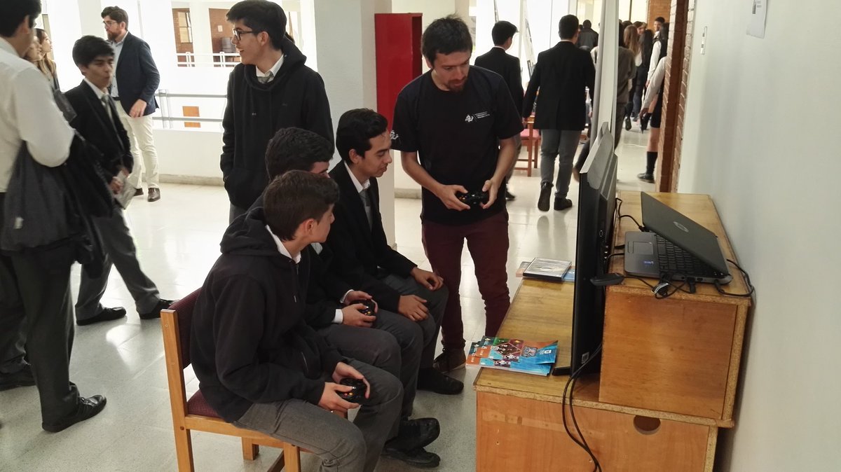 radiolledo's tweet photo. Escolares conocen #NovaAssault el nuevo videojuego elaborado por estudiantes @UTalca https://t.co/os74z1u0nn