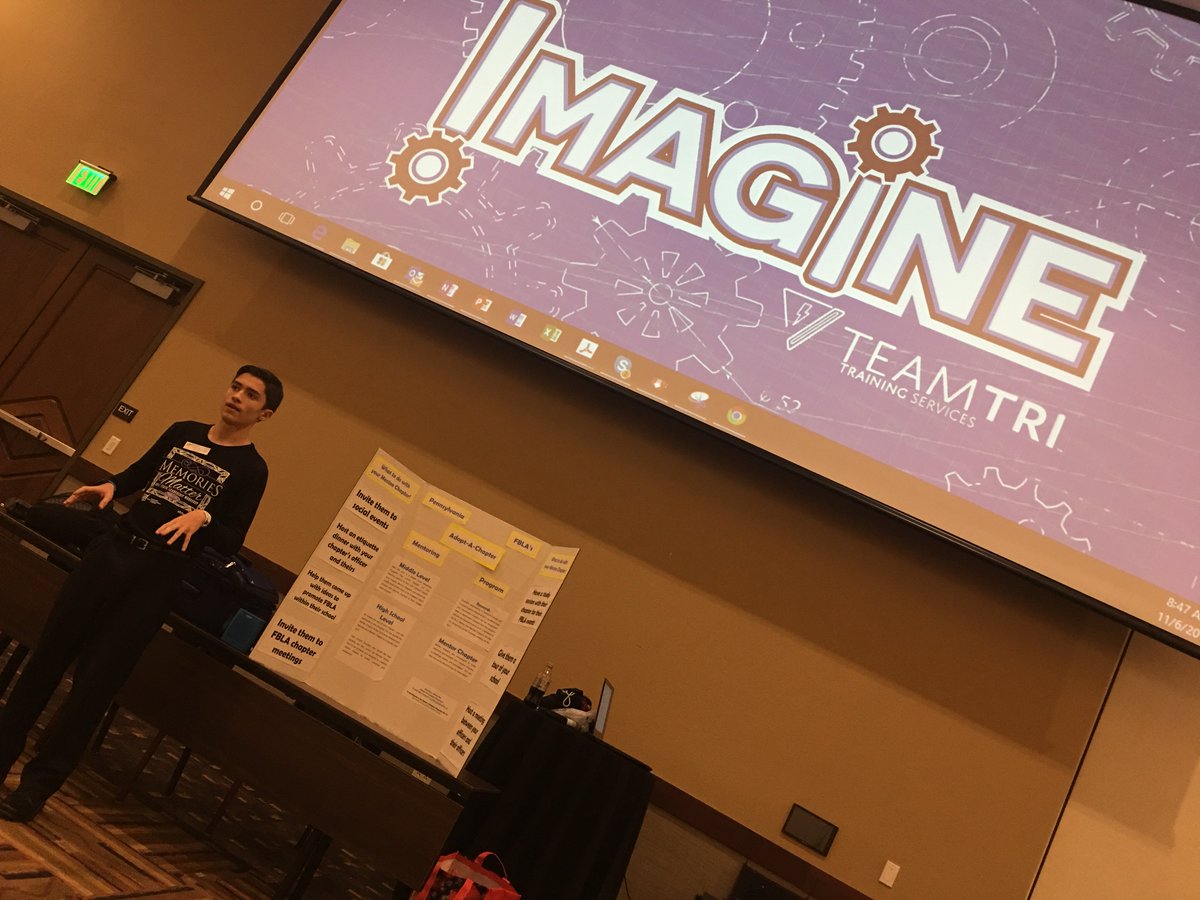 PAFBLASLW's tweet photo. Chapter officers learning from State Officers about great Programs of Work! Imagine awesome and thriving chapters! #pafblaslw https://t.co/WIjaM0b9kw