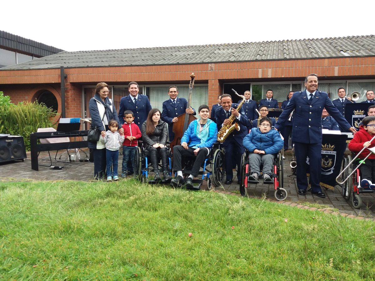 Fuerza Aérea de Chile tweet media