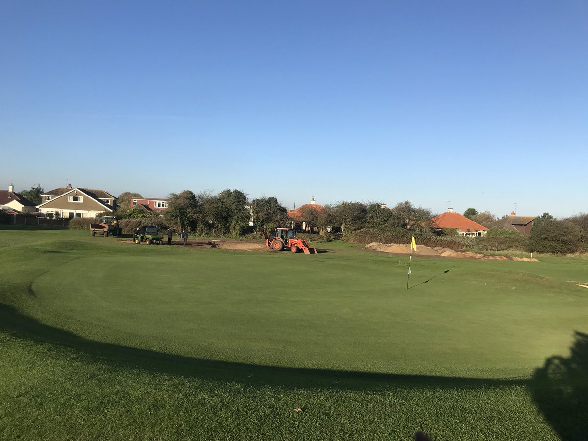 GorlestonGolf tweet picture