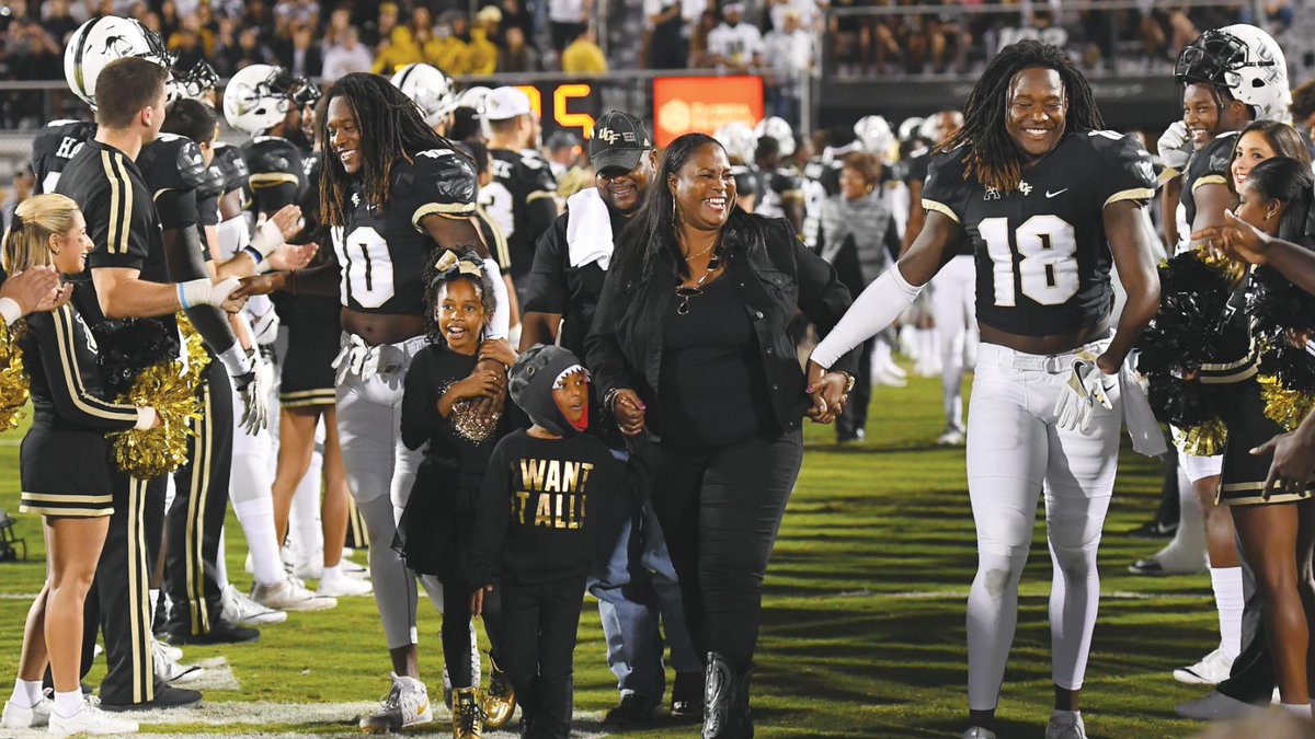 Shaquem Griffin's amputated hand didn't stop him from becoming a <a href="/UCF_Football/">UCF Football</a> linebacker: on.ncaa.com/2An09ow #MondayMotivation
