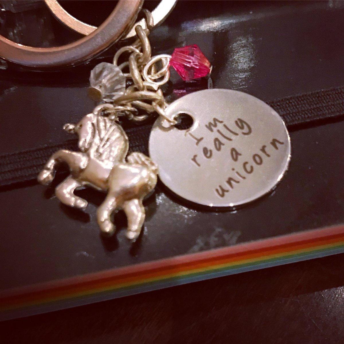 jamieelizabeth7's tweet photo. Keychain bling from @LRConsiderer !! #BecauseUnicorns https://t.co/0GIW2Vczpb