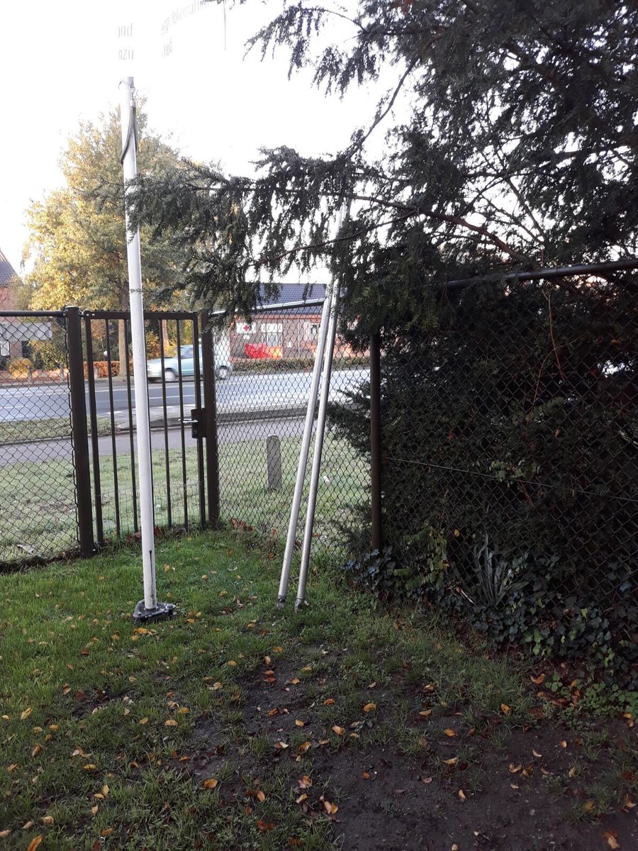 Afgelopen weekend #Rolsteiger #gestolen in #Malden op de Horst langs Rijksweg thv #bushalte. Meer info? Laat het ons weten! #RT