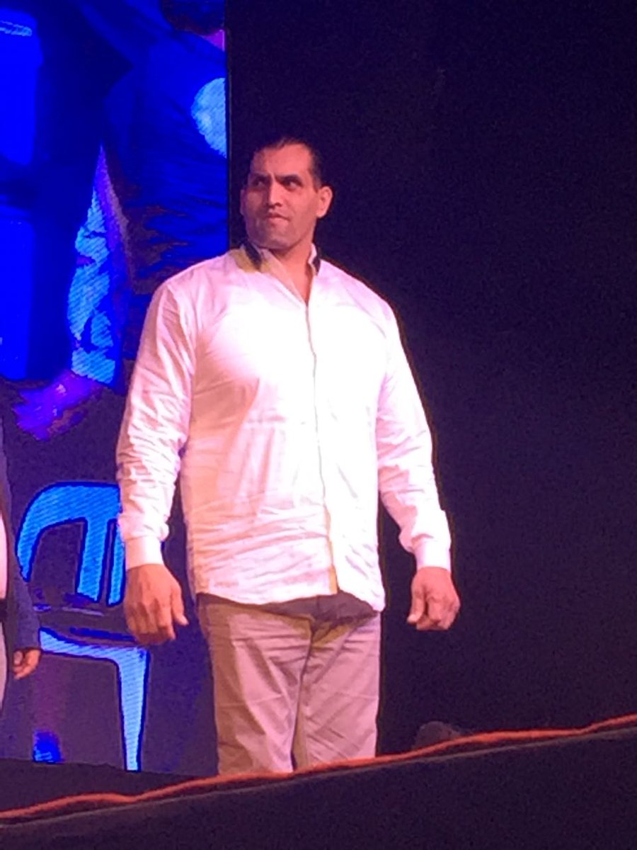 devpangarkar's tweet image. 