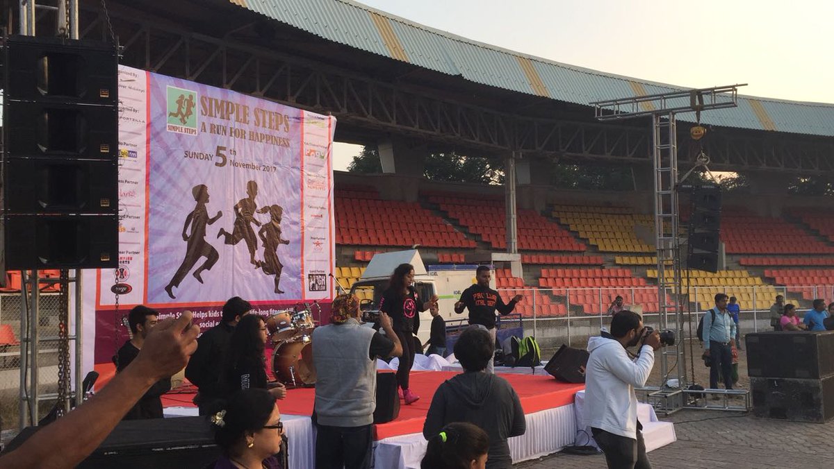 devpangarkar's tweet image. 