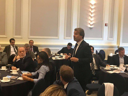 CCI_AMP's tweet photo. Coup d'envoi de la Mission #InvestInProvence à Miami @chauvinjl "Cette mission collective conjugue attractivité, business et diplomatie éco" https://t.co/vEBUQ0faay