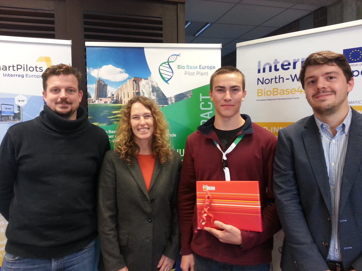 BioBaseEuropePP's tweet photo. Welcoming EUCYS Prize Winner 2017 @BioBaseEuropePP. Interesting discussions going on! Thanks also to Johan Jacobs from #Millibeter  @BBI2020 https://t.co/u8mvH4KHsK