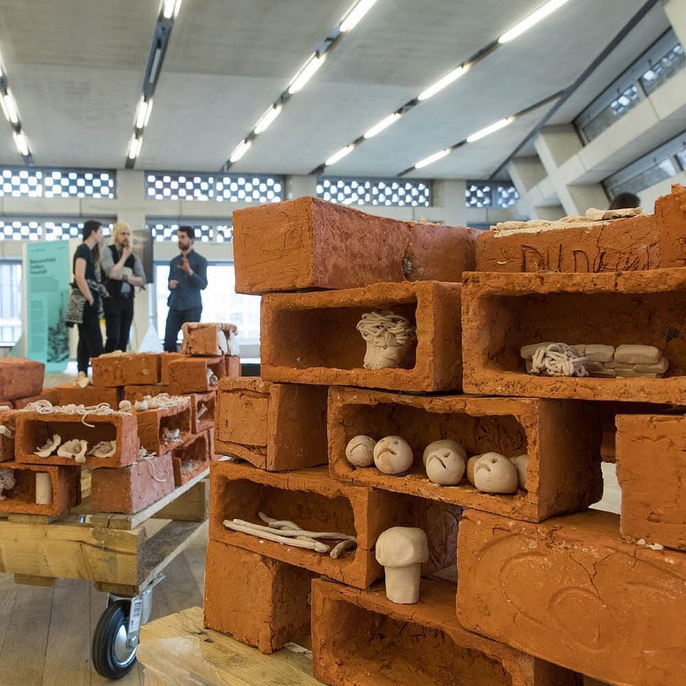 Why, when clay is so in vogue, are all the higher education courses being shut down? Today - click the link in our… ift.tt/2lXUmTq