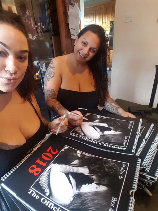 Signing our calendars before we shoot https://t.co/z1qOgKihWr<a href="/tag/adultwork"class="tags"><span>#adultwork</span></a>