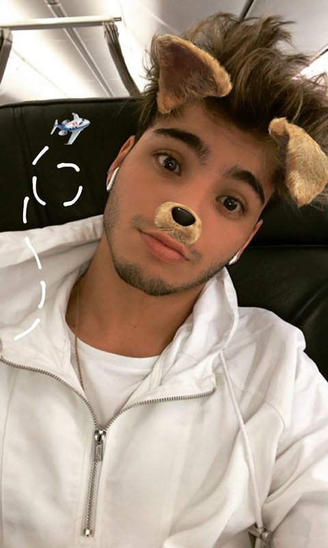 IrisLopez_17's tweet photo. Feliz Viaje Sebancho 
 😍😍😚😚
Dios Siempre sera El piloto de tu vida
@villalobossebas @sebbbbas 
#Sebas4M https://t.co/COSK0iyArP