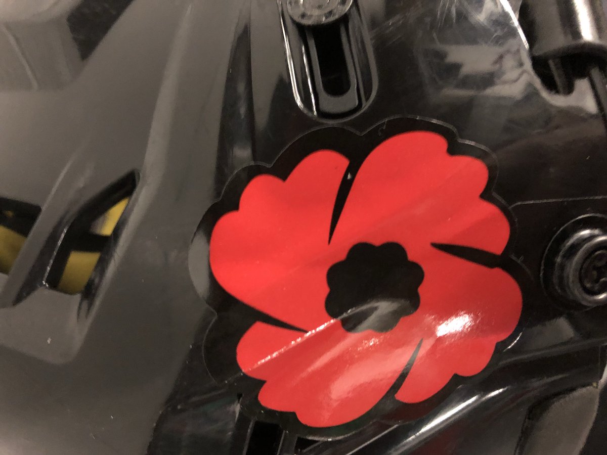 pcsailorshockey's tweet photo. We honour our Canadian veterans with the newest addition to the boys buckets #LestWeForget @OHAhockey1 @GOJHL https://t.co/7cE04KbOIn