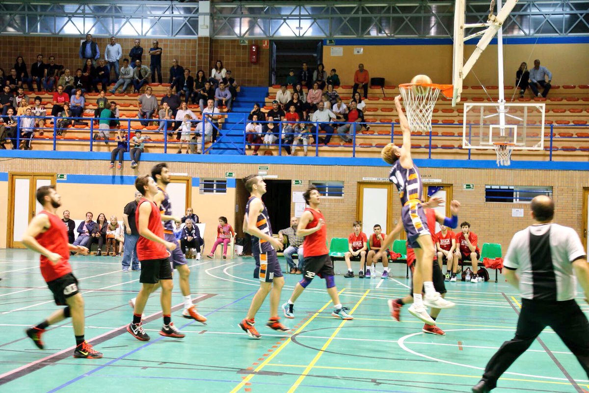 Basket__Sevilla's tweet photo. 2ª PROVINCIAL (Grupo 1)
@Pedrerabasket 5️⃣5️⃣
@DHbaloncesto  6️⃣8️⃣

@basketmairenalj 9️⃣0️⃣
@lorabasket 4️⃣4️⃣

Líder: Lora, con un partido más jugado que Mairena, que sigue invicto y demoledor. https://t.co/MAKAml7Wse