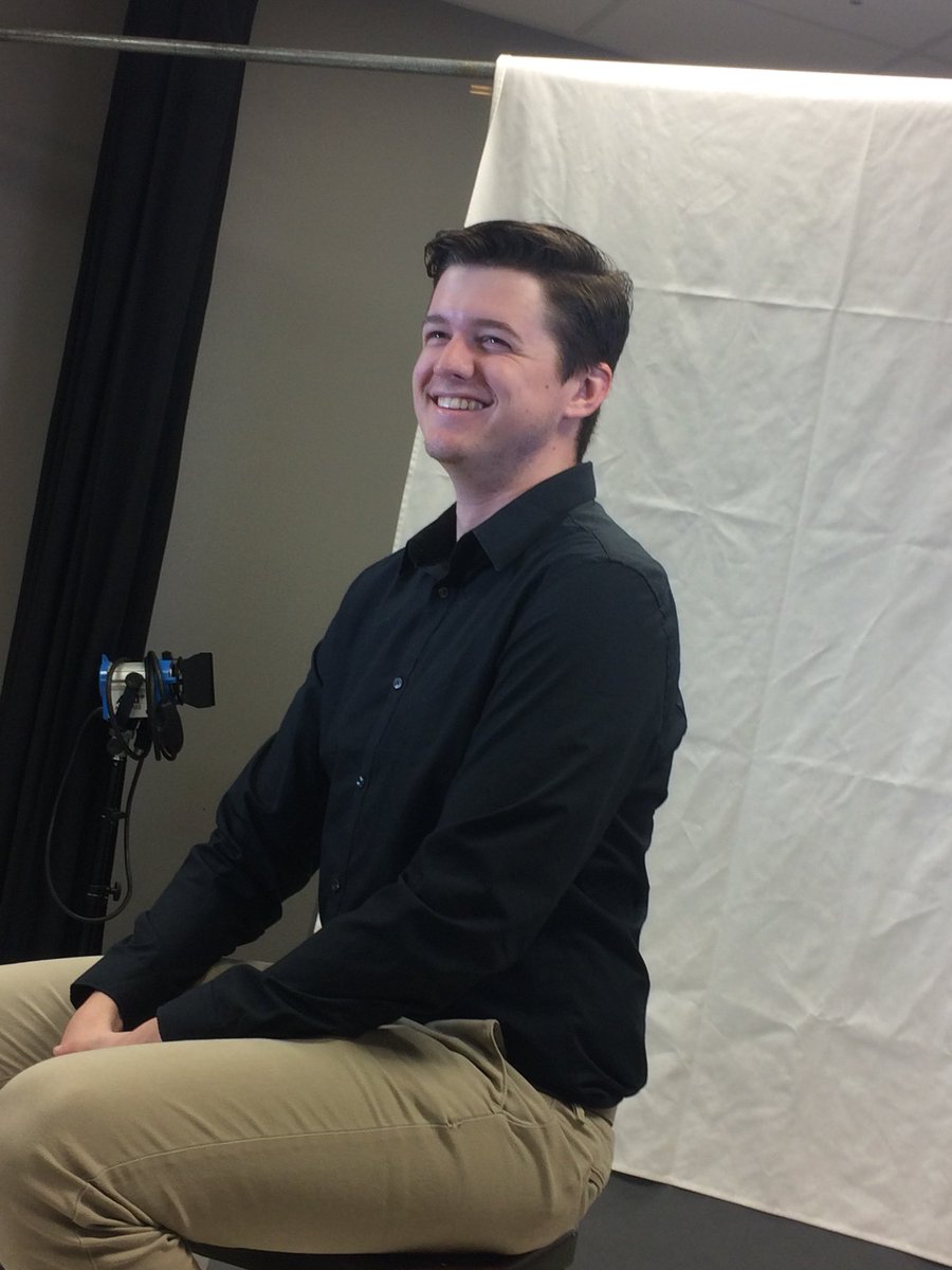 ClemsonTAGA's tweet photo. PICTURE DAY!!! Everyone came in the other day to get their pictures for this year’s bio pages! #ClemsonTAGA https://t.co/es34R48dne
