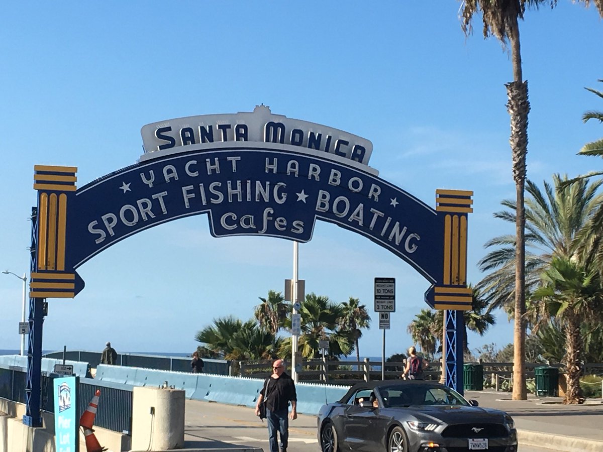 hecklerkaneinc's tweet image. Last day in Santa Monica! #AFM2017 #SupportIndieFilm