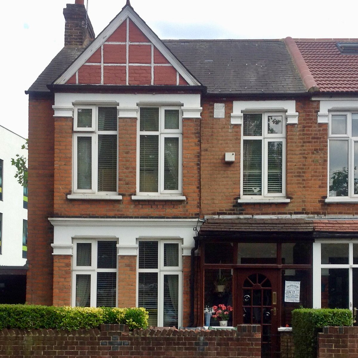 aa_direct's tweet photo. Our Flush Windows have totally bought this property back to life! #character #Georgian #flushwindows #London https://t.co/2Tscsu2U9I