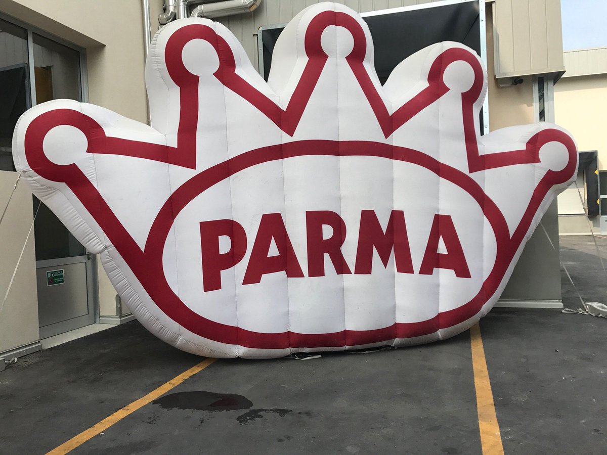ParmaLook1's tweet photo. Parma ham #prosciutto. Venite a scoprirlo con noi. https://t.co/qH9W8N3fGK https://t.co/bizfG5WH9i