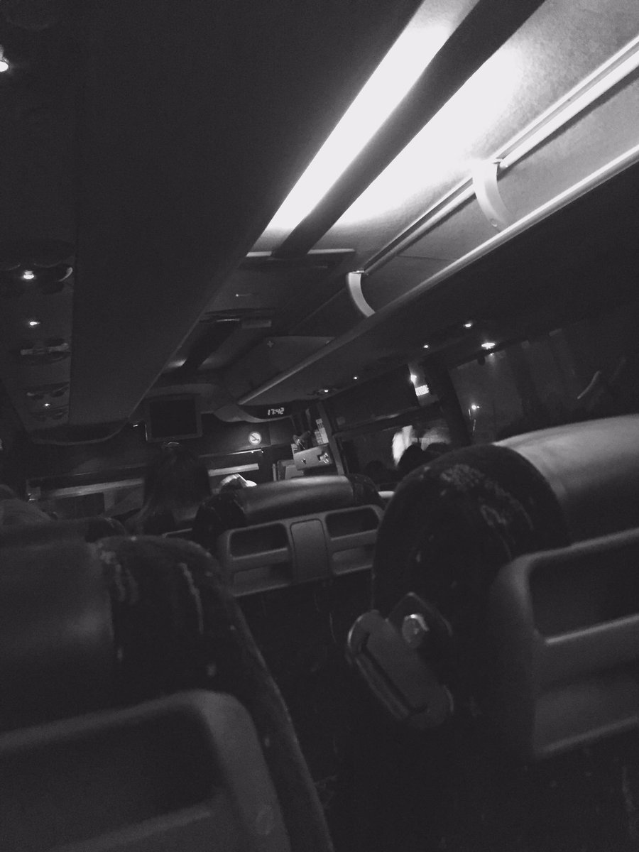 MillaMonola's tweet photo. 5tuntia45 minuuttia.Kristinestad-Hfors med bussen.Pääsisi melkein nykkiin samassa ajassa.#kauasonpitkämatka #piriformis #yksivuoropäivässä✌🏻 https://t.co/1tiCYUt3Dp
