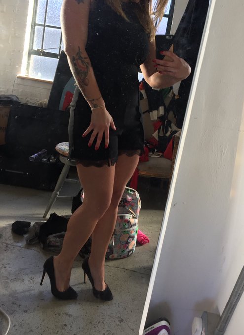 On set for Dorcel again today! #scandales https://t.co/q3DNMNzgtM<a href="/tag/scandales"class="tags">#scandales</a>