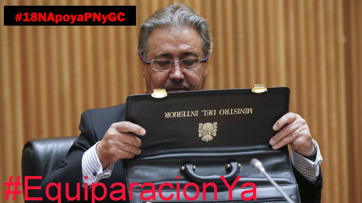 #18NApoyaPNyGC #EquiparacionYA 
Dentro de esa cartera está la dignidad,la igualdad y la justicia de la PNyGC...NO LA CIERRE Y HÁGALO POSIBLE