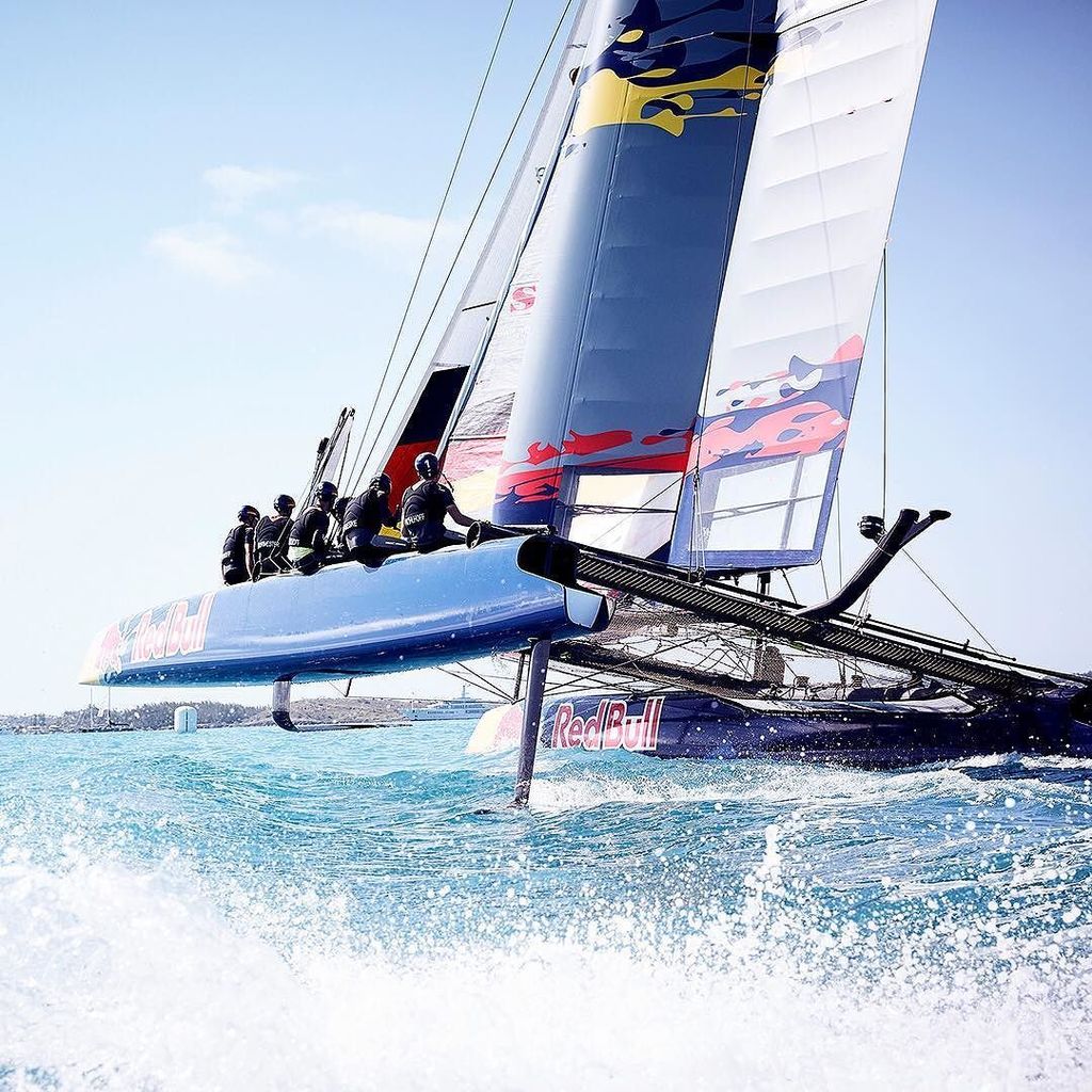 MagicMarine's tweet photo. Throwback to the Youth America’s Cup 2017 with a flying @svbteamgermany!
Photo: @felixdiemer
#magicmarine #drivenb… https://t.co/yIRq9Lwe7z https://t.co/tgLdM6wQPU