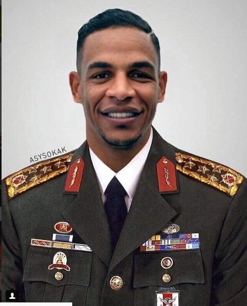 Karşınızda Galatasaray Kara Kuvvetleri Komutanı Fernando Reges!