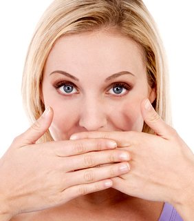 Have you been hiding your smile away because of a damaged tooth?
#DamagedTooth #SeaCountrySmile